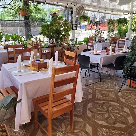 Saint Charles Inn, Belize Central America Punta Gorda Exterior foto