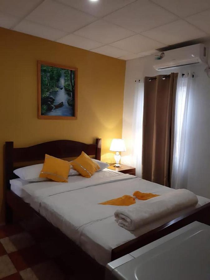 Saint Charles Inn, Belize Central America Punta Gorda Exterior foto